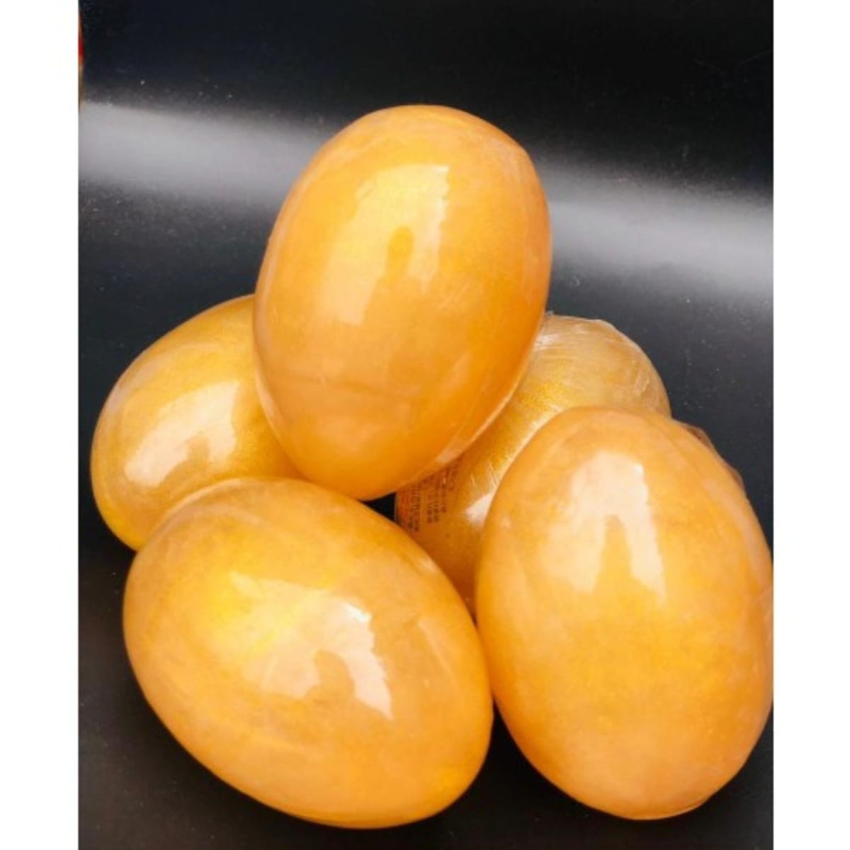 24K GOLD CORRECT & PERFECT LIGHTENING EGG SOAP 100G